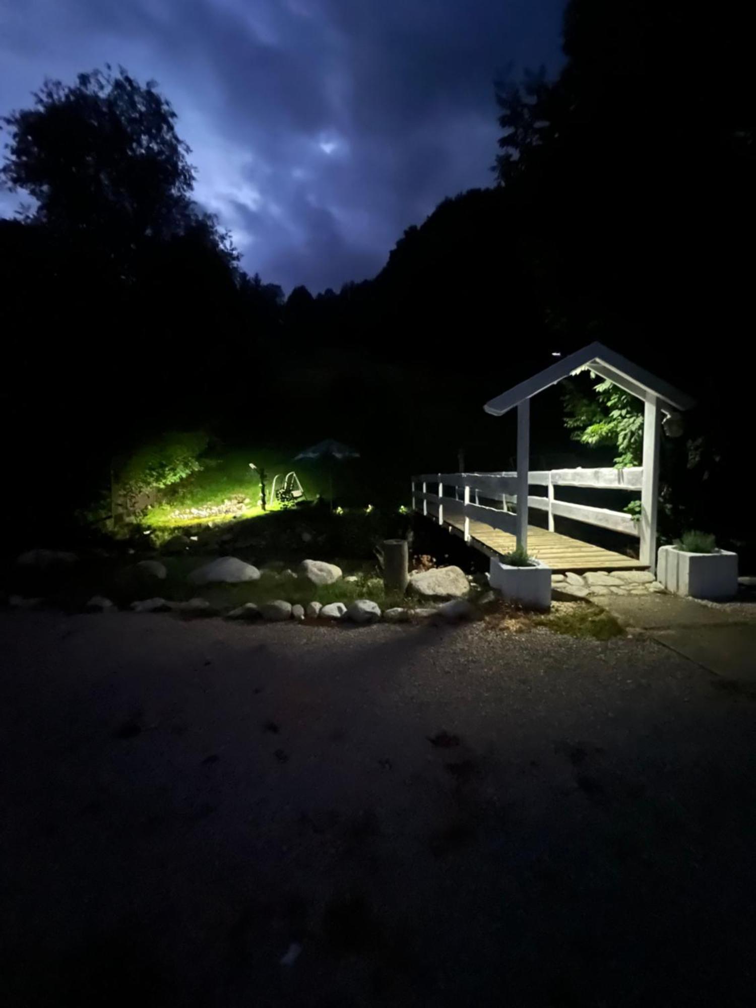 Bystra 94 Profibikers Hotell Exteriör bild