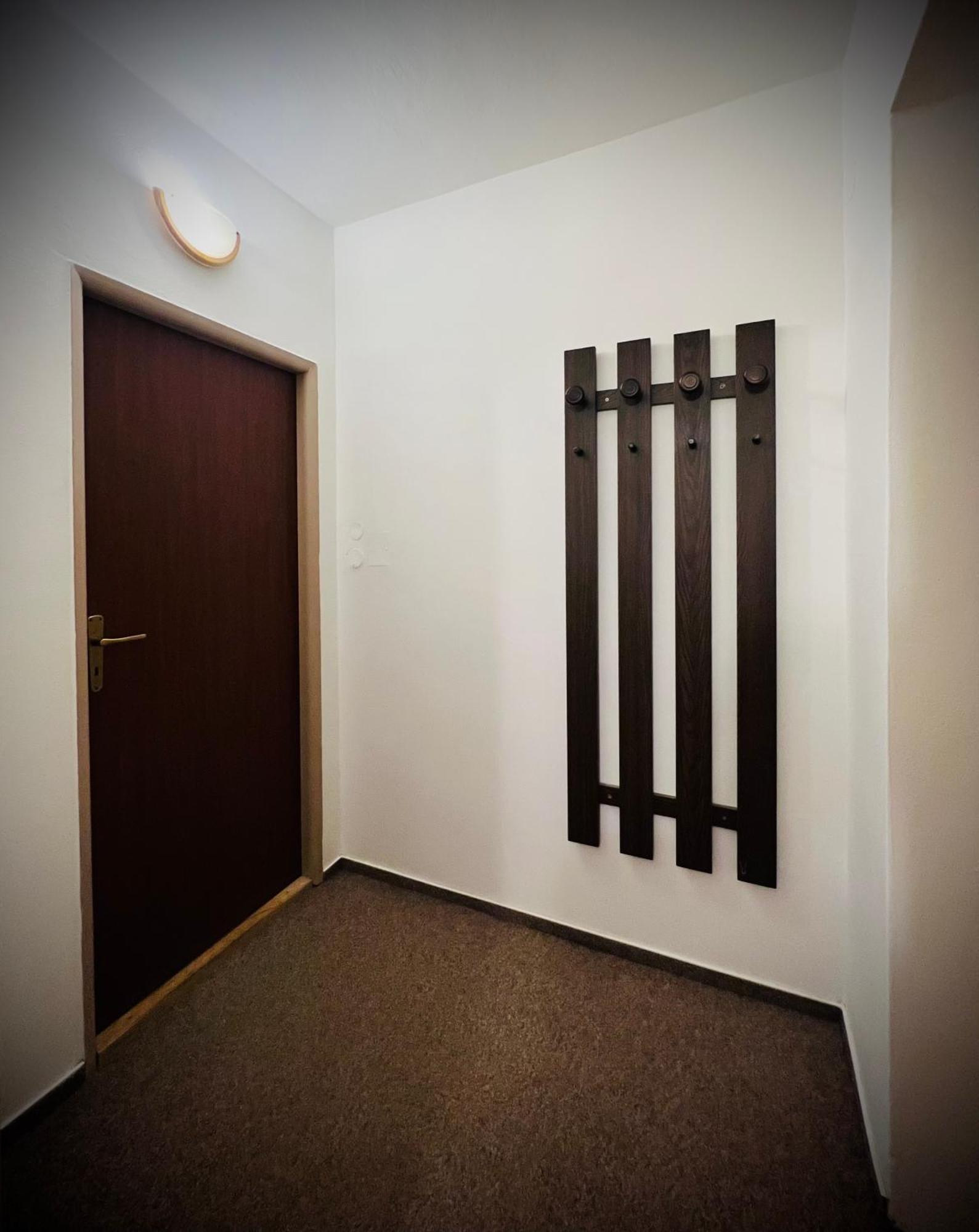 Bystra 94 Profibikers Hotell Exteriör bild