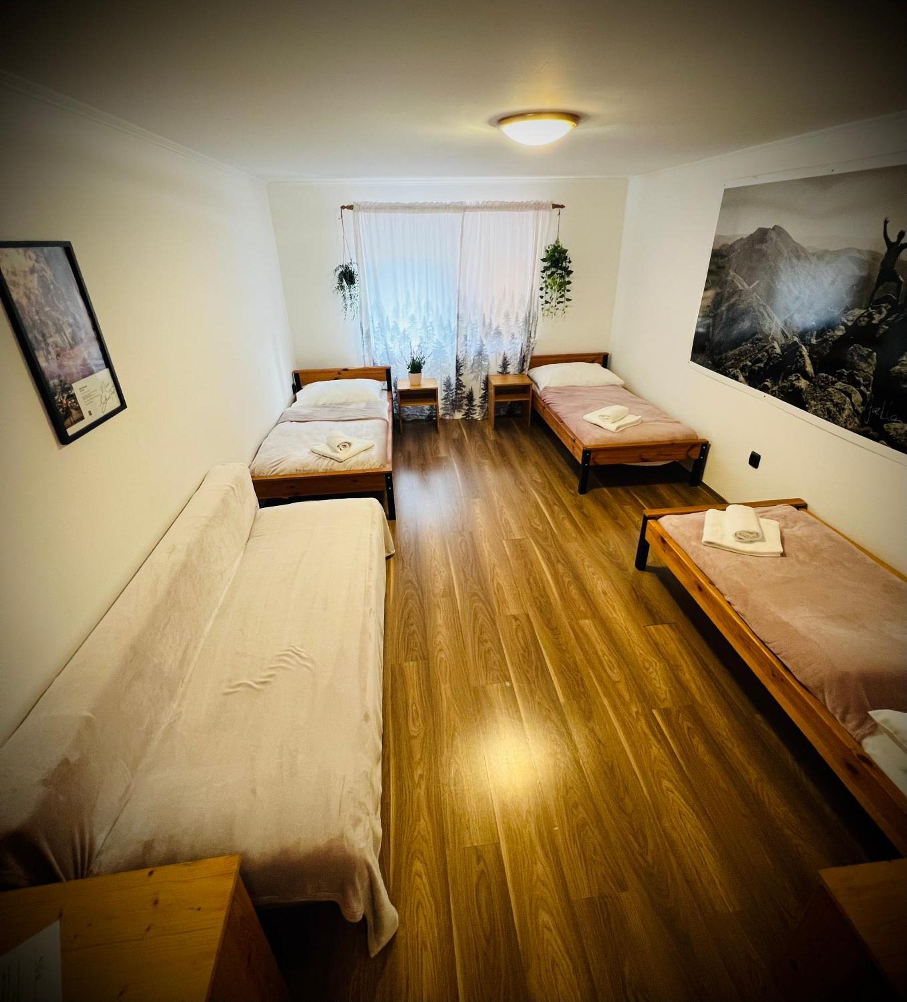 Bystra 94 Profibikers Hotell Exteriör bild