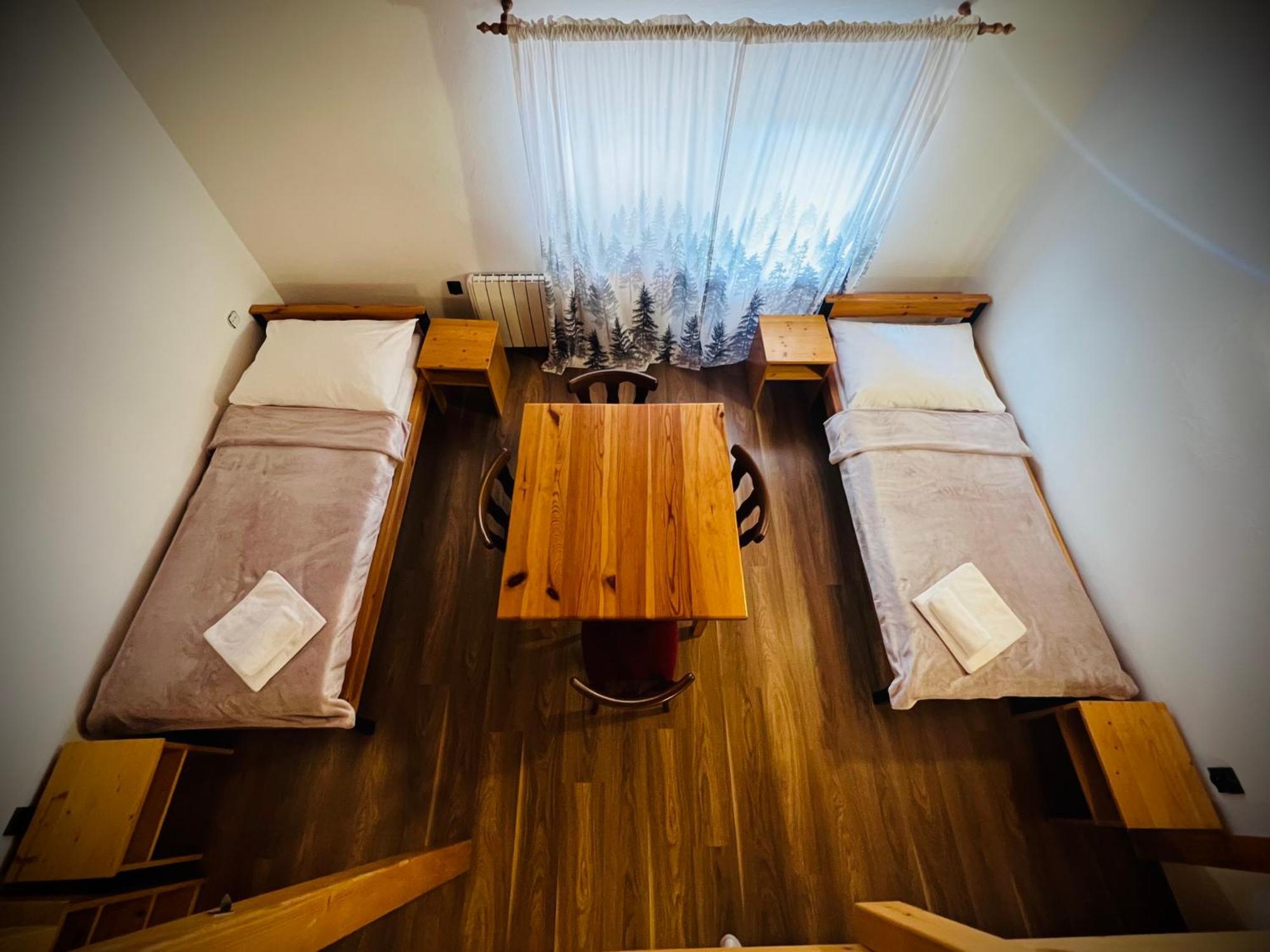 Bystra 94 Profibikers Hotell Exteriör bild
